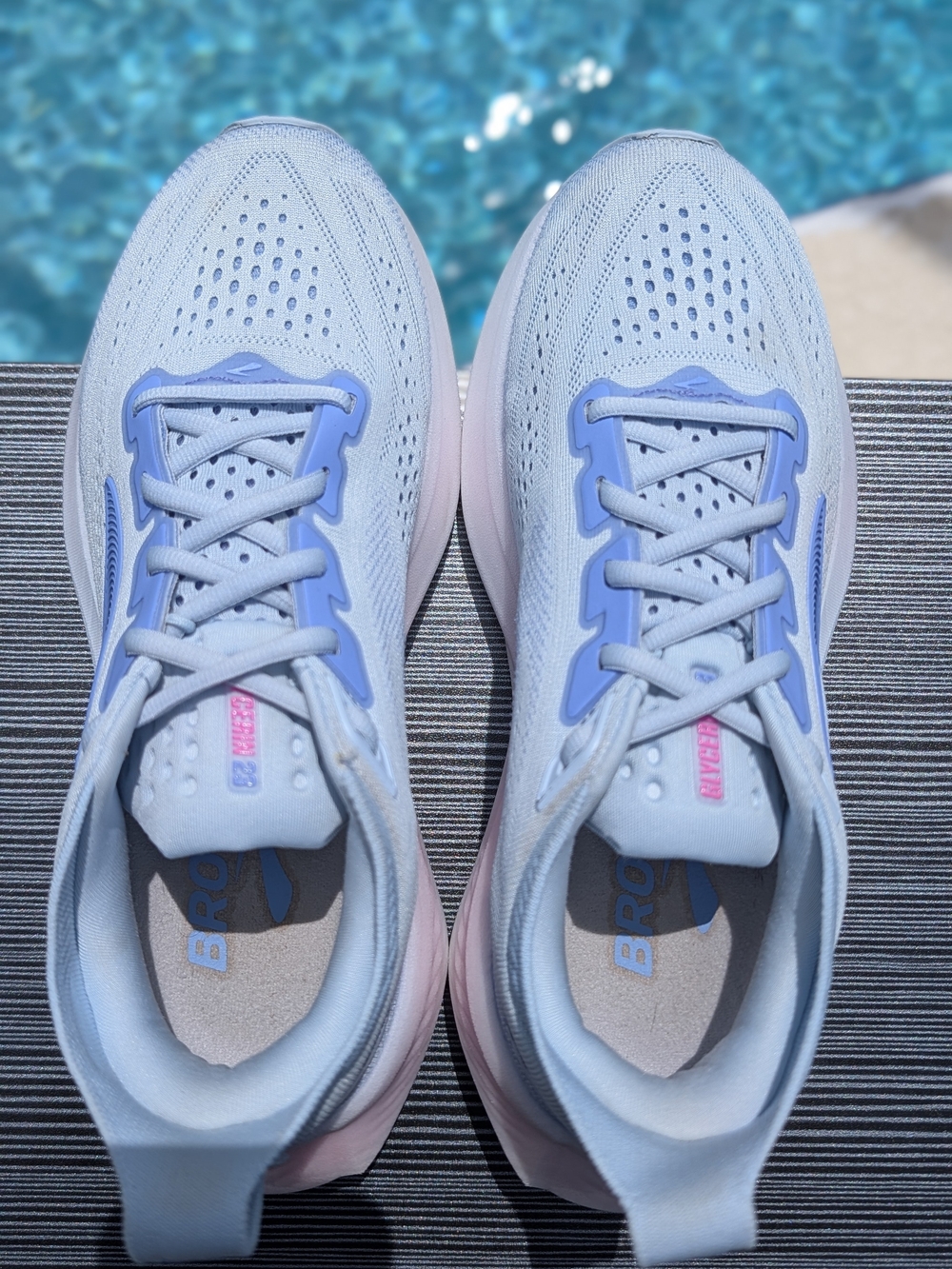 Brooks Glycerin 23 Women's Running Shoes Skyway Pink Size 7 B DNA Tuned - Picture 5 of 12